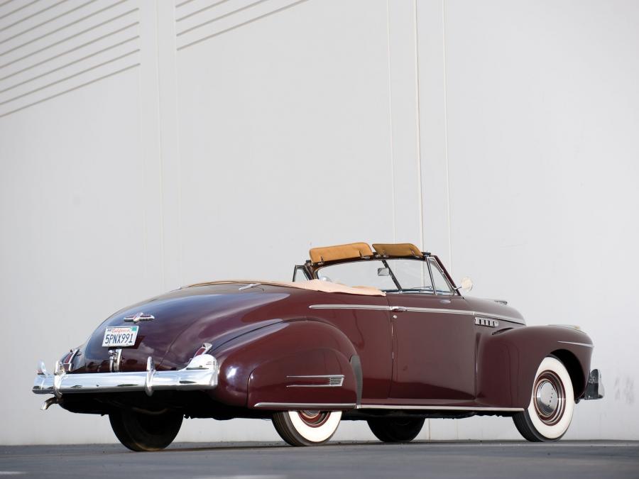  Buick Super Convertible Coupe 1941 года  (фото 6 из 21)